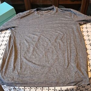 Kenneth Cole Men's Gray Perfect Gym  T-Shirt